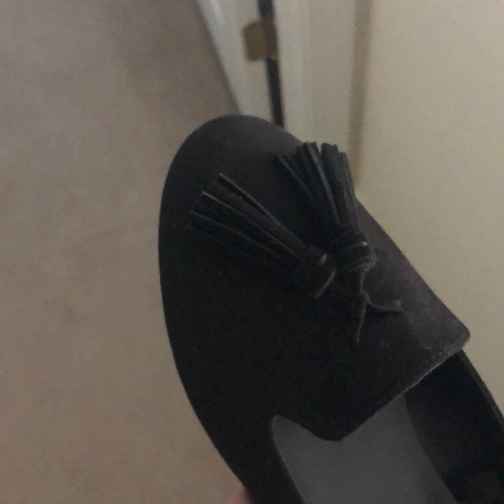 Black shoes